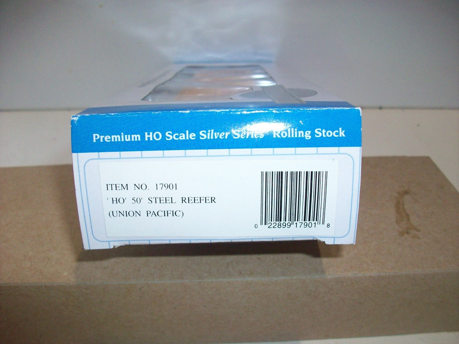 HO Scale Bachmann 17901 50' Steel Reefer Car "Union Pacific" Lot#0461