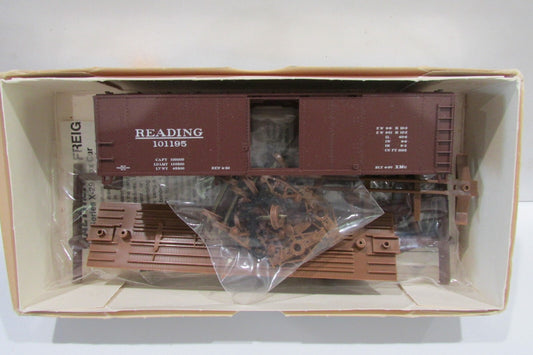 HO Scale Walthers 932-2054 40' Steel Box Car  X-29 Reading NIB Kit