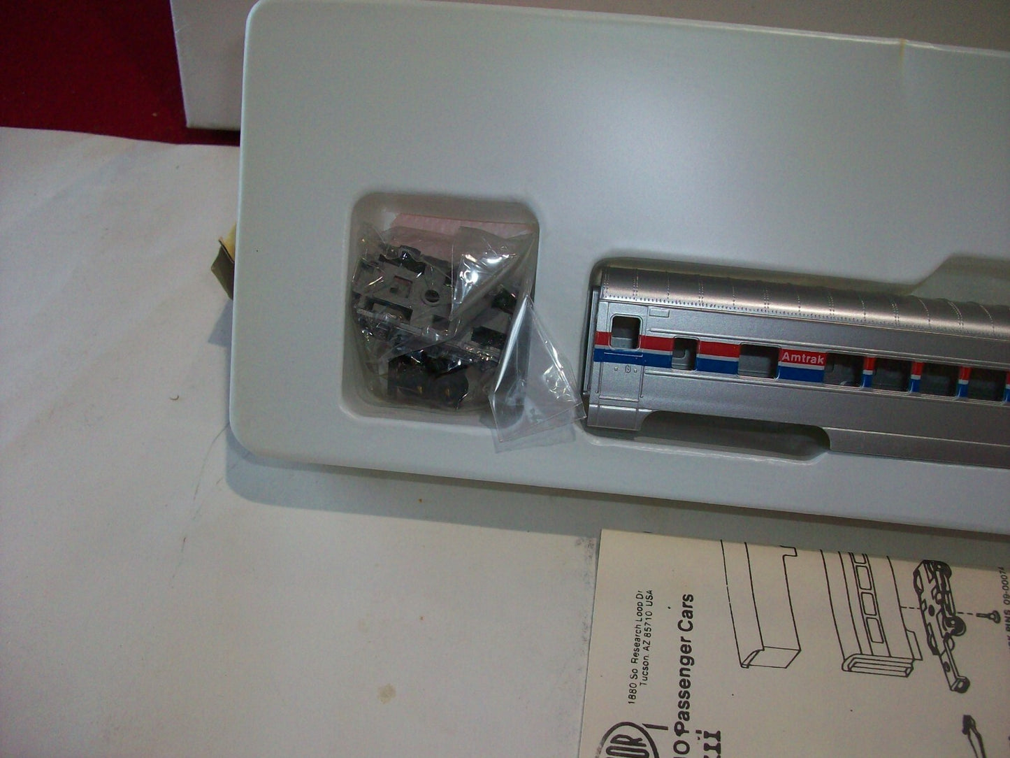 HO Scale Con-Cor  01-000906 72FT Coach Car Kit AMTRAK Lot#0476