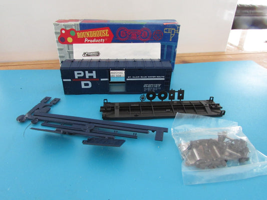 HO Scale Roundhouse 10566 Portman Hobby Distribuitor Box Car RH4304