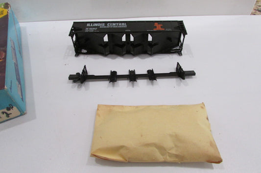HO Scale Athearn 1759 Hopper Car Kit Illinois Central