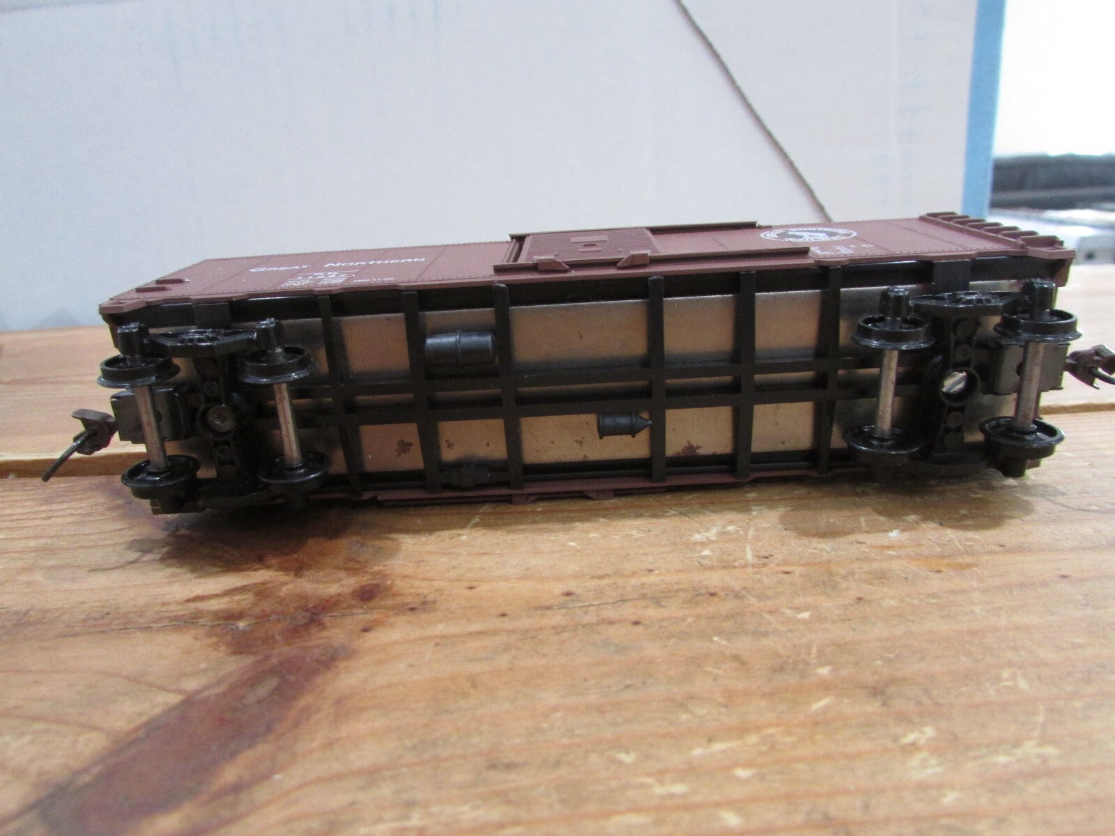 HO Scale Athearn 303 Great Northern 40' Box Car RTR ATH4778