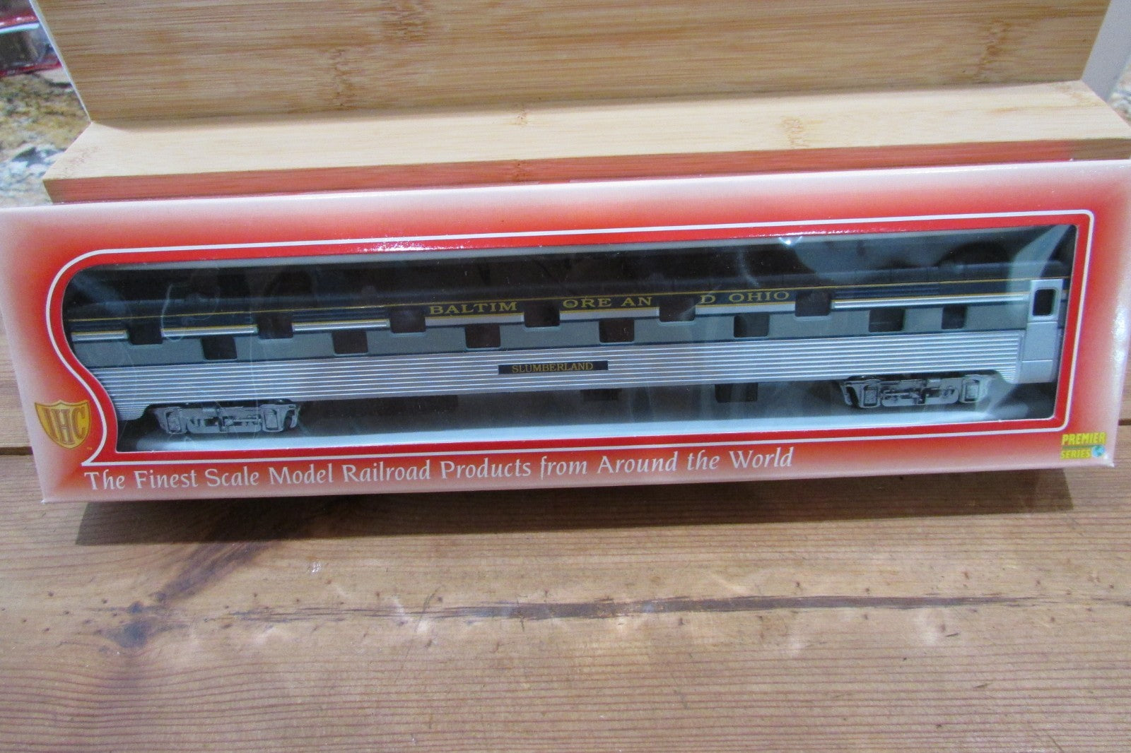 HO Scale IHC 47806 Corrrugated Sleeper Passenger Car Baltimore & Ohio Lot#5046