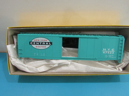HO Scale Accurail 5004 AAR 50' Steel Box Car NYC