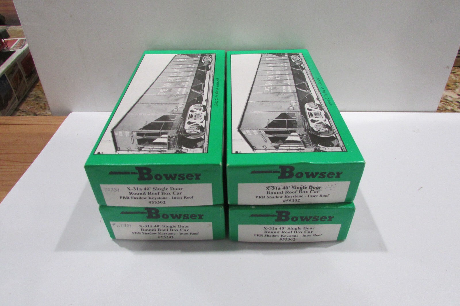 Ho Scale Bowser 55302 (4) X-31A 40' Single Door Pennsylvania Lot#2868