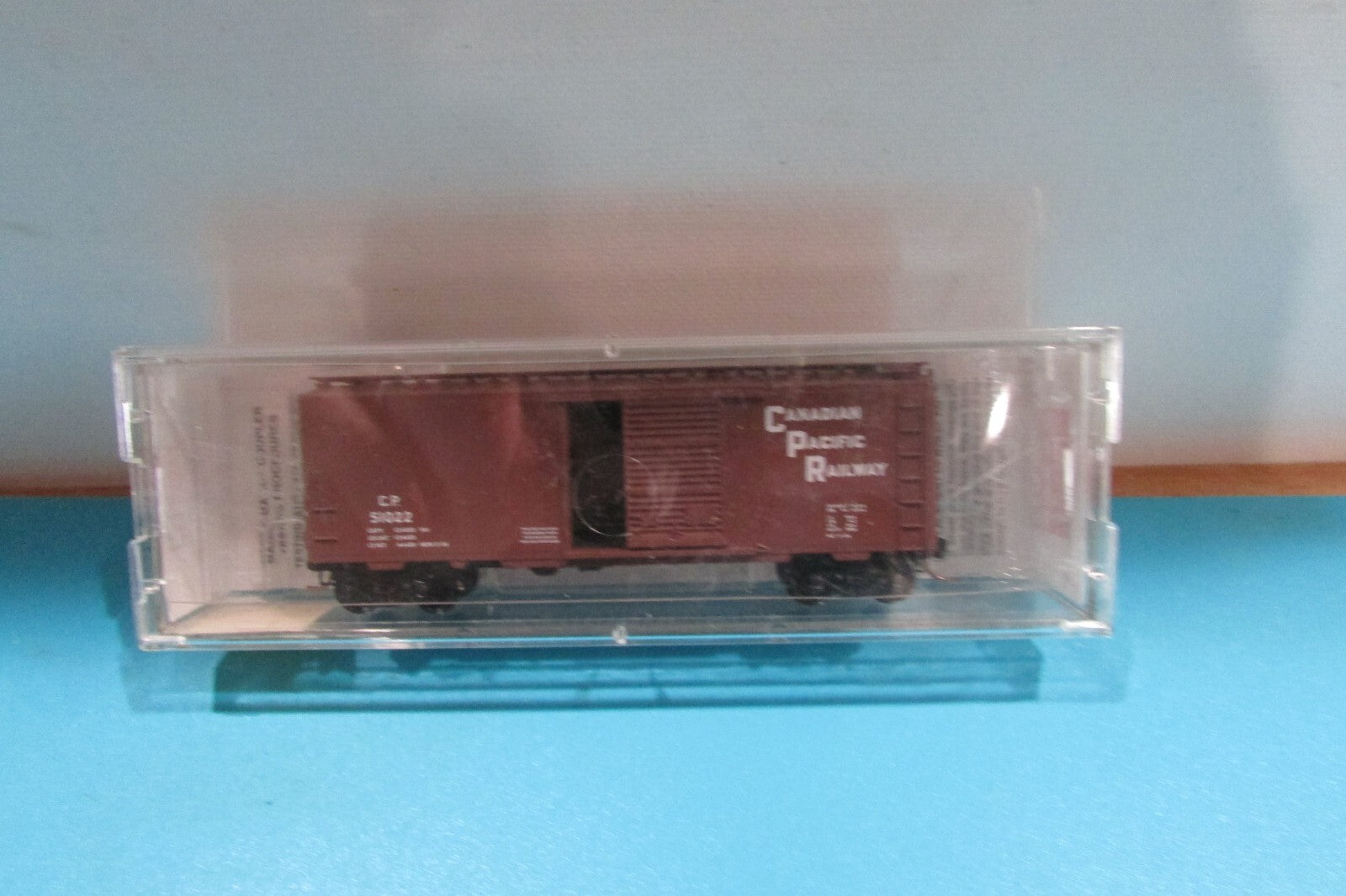 N Scale(4) Micro Trains Line Assorted Freight Cars Lot#2497