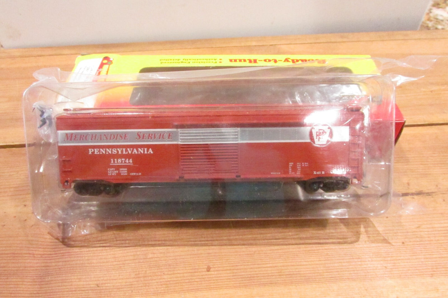 HO Scale Roundhouse 12201 50' AAR Single Door Box Car Pennsylvania RH4376