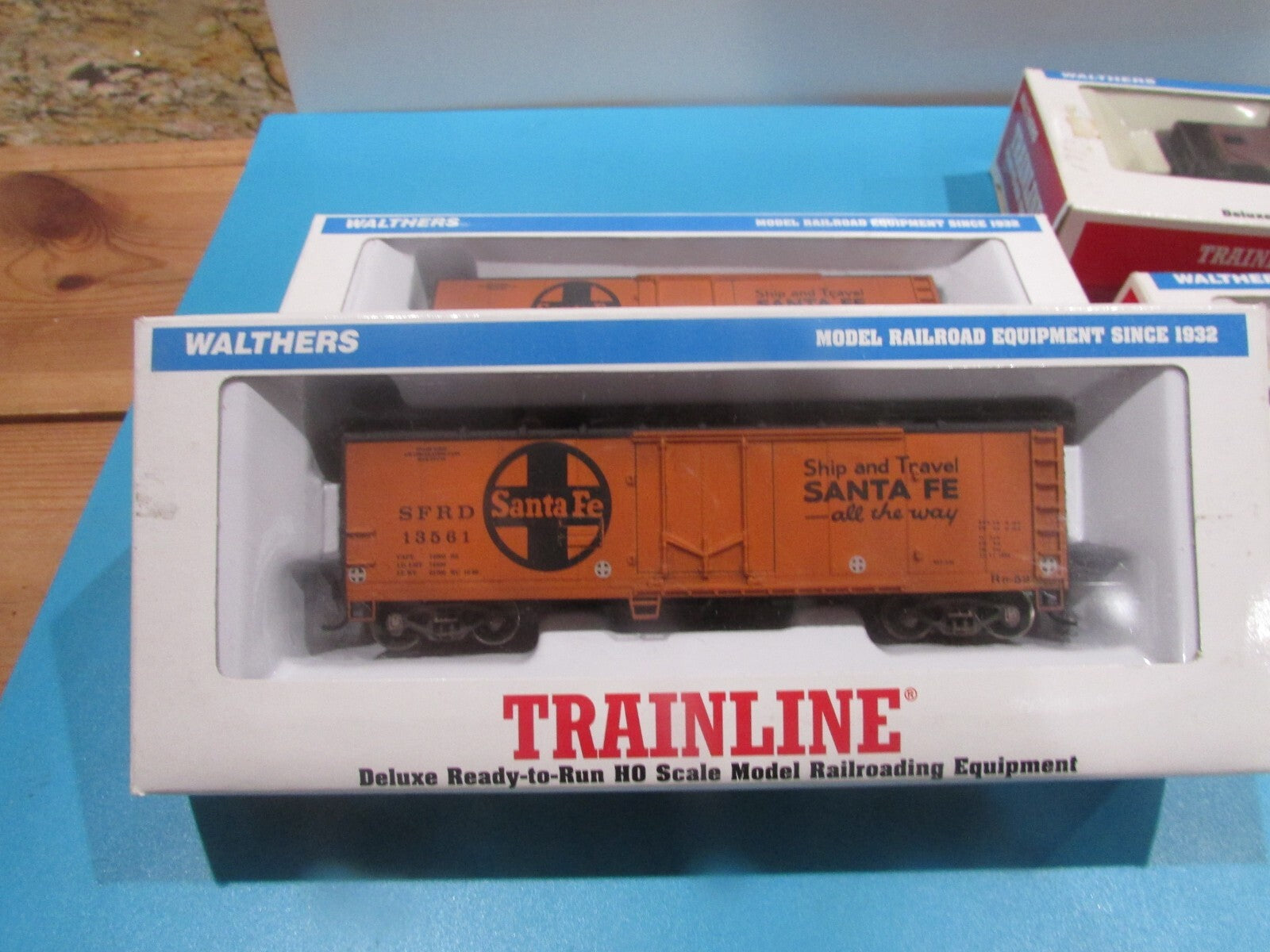 HO Scale Walthers Trainline (4)Assorted Freight Cars Lot#2029