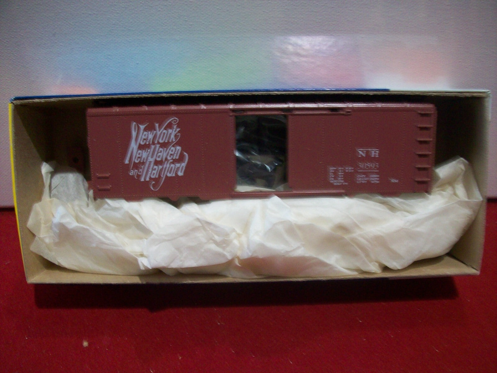 HO Scale Roundhouse 7742 40' Boxcar New Haven-BCR Lot#0559