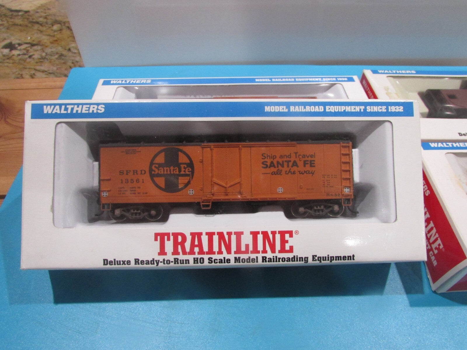 HO Scale Walthers Trainline (4)Assorted Freight Cars Lot#2029