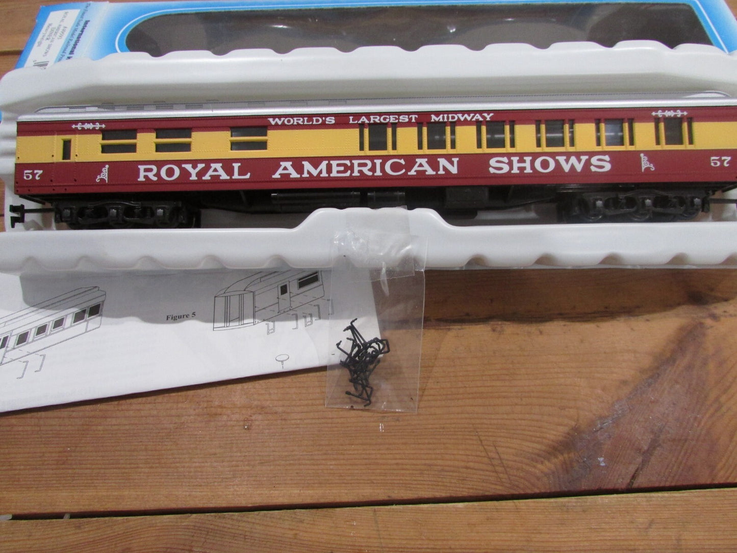 HO Scale IHC (3) Passenger Cars Royar American Show LOT#3598