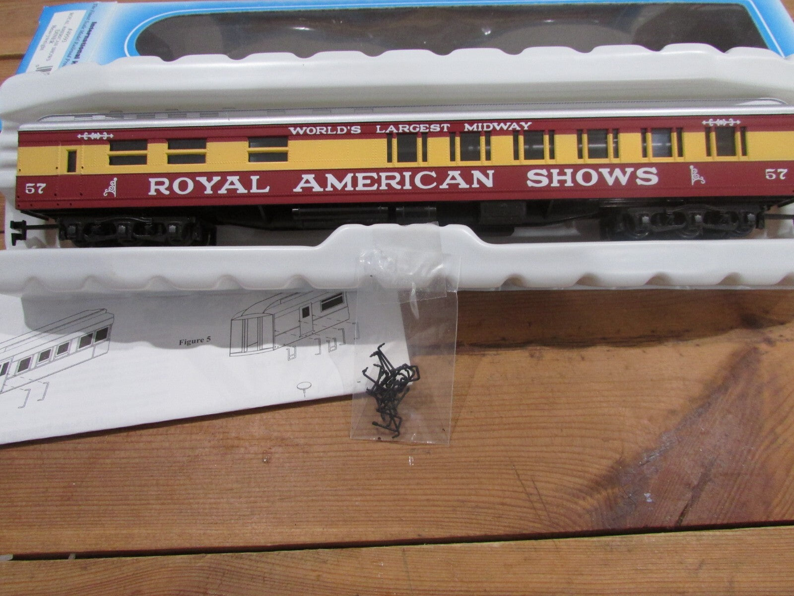 HO Scale IHC (3) Passenger Cars Royar American Show LOT#3598