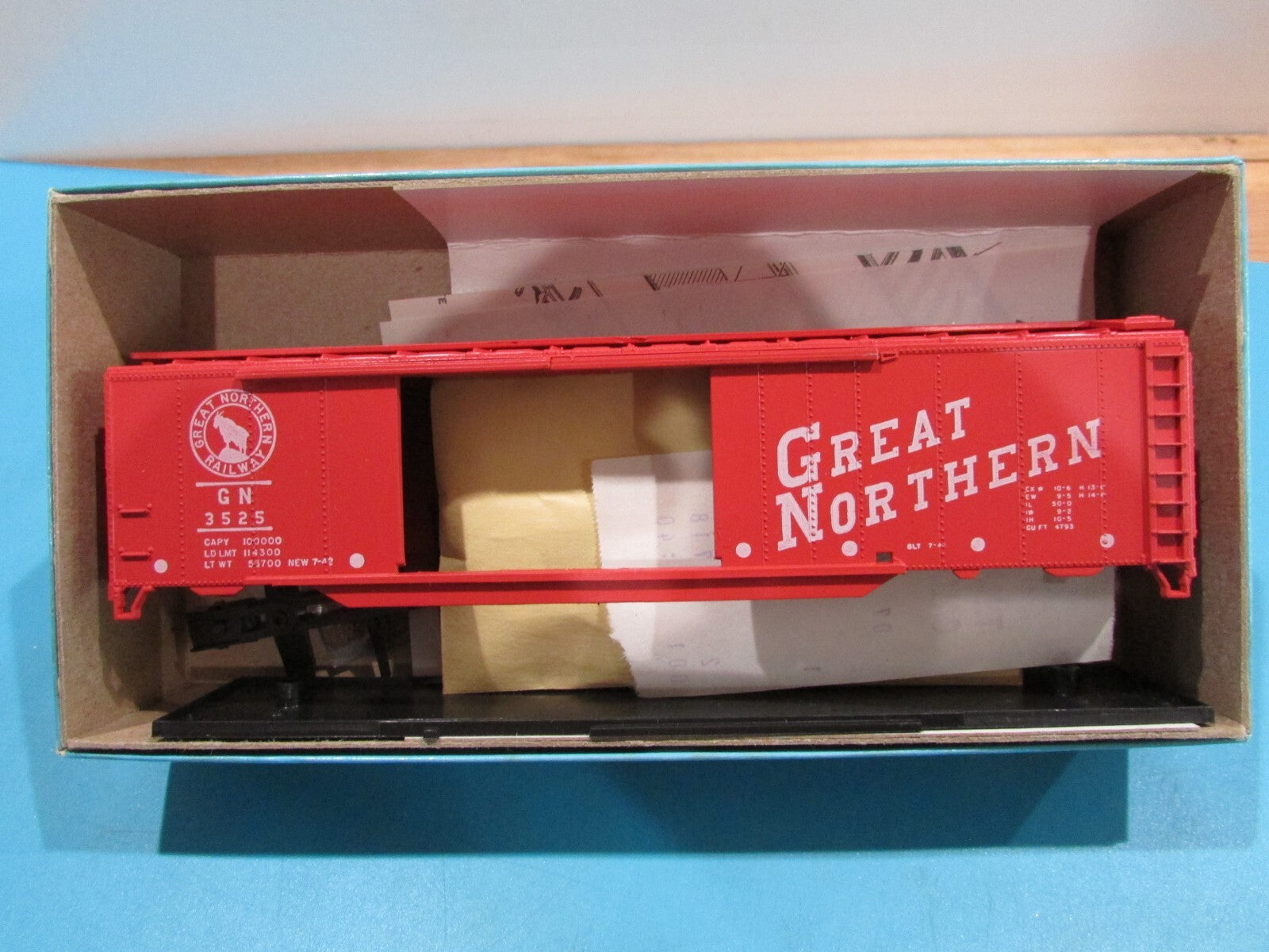 HO Scale Athearn & Roundhouse  Assorted Cars Great Northern Lot#1580
