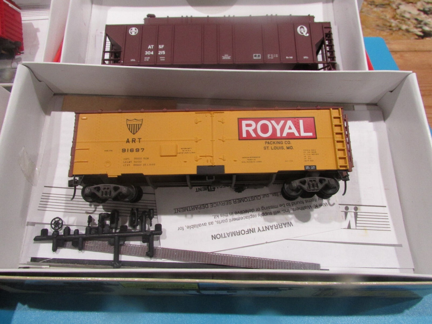 HO Scale Walthers (4) Assorted Freight Cars Lot#2031