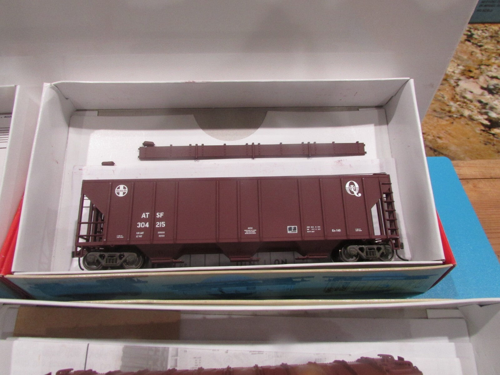 HO Scale Walthers (4) Assorted Freight Cars Lot#2031