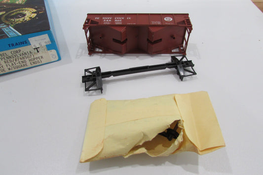 HO Scale Athearn 1335 Pennsylvania 34' 2-Bay Flat End Hopper