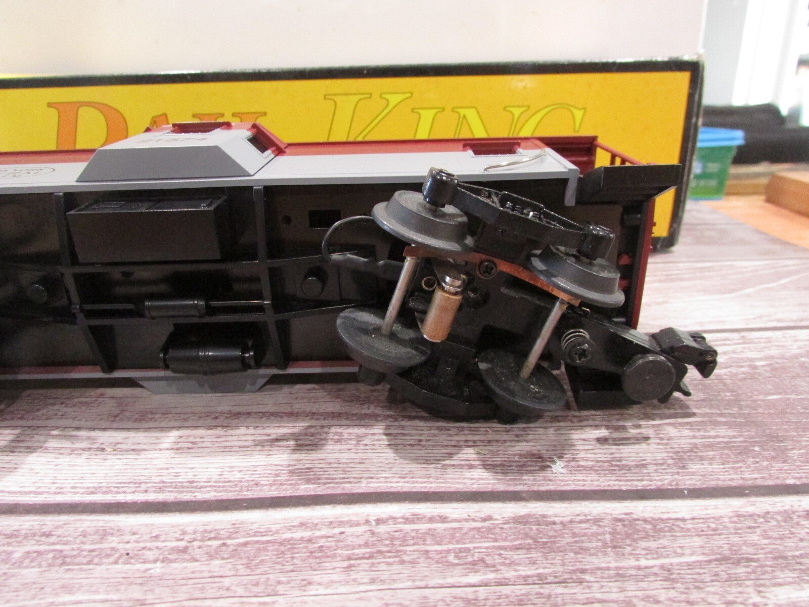 O SCALE Rail King By MTH 307712 NYC Pacemaker Bay Window Caboose Lot#3139