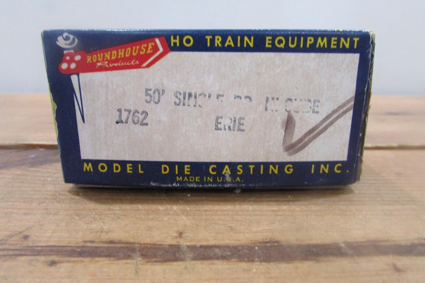 HO Scale RoundHouse 1765 Single Door Hi Cube Box Car RH4349