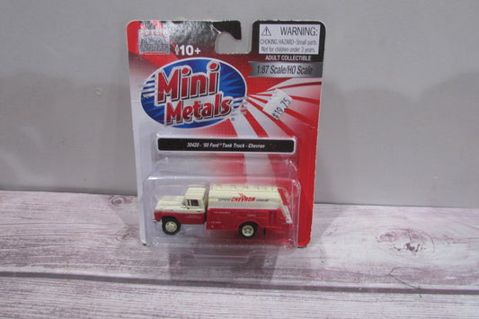 Ho Scale Classic Metal Works 30420 60' Ford Truck Chevron