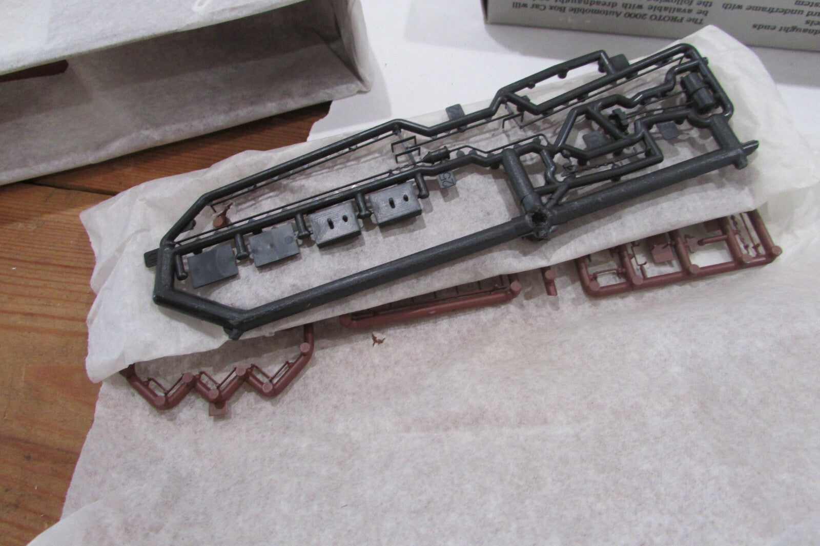 HO Scale Life-Like Proto 2000 Series 8408 50' Automobile Box Car  Lot#4882