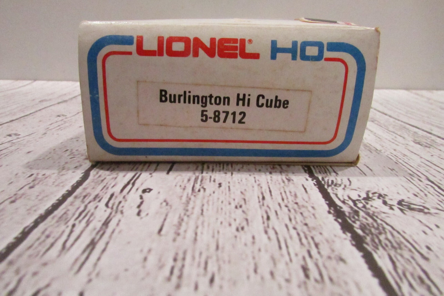 HO Scale Lionel 5-8712 Burlington Hi Cube Box Car BN#8712 L4401