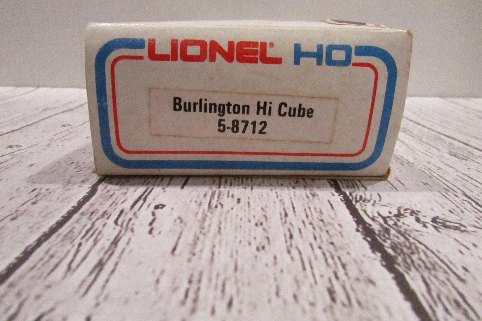HO Scale Lionel 5-8712 Burlington Hi Cube Box Car BN#8712 L4401