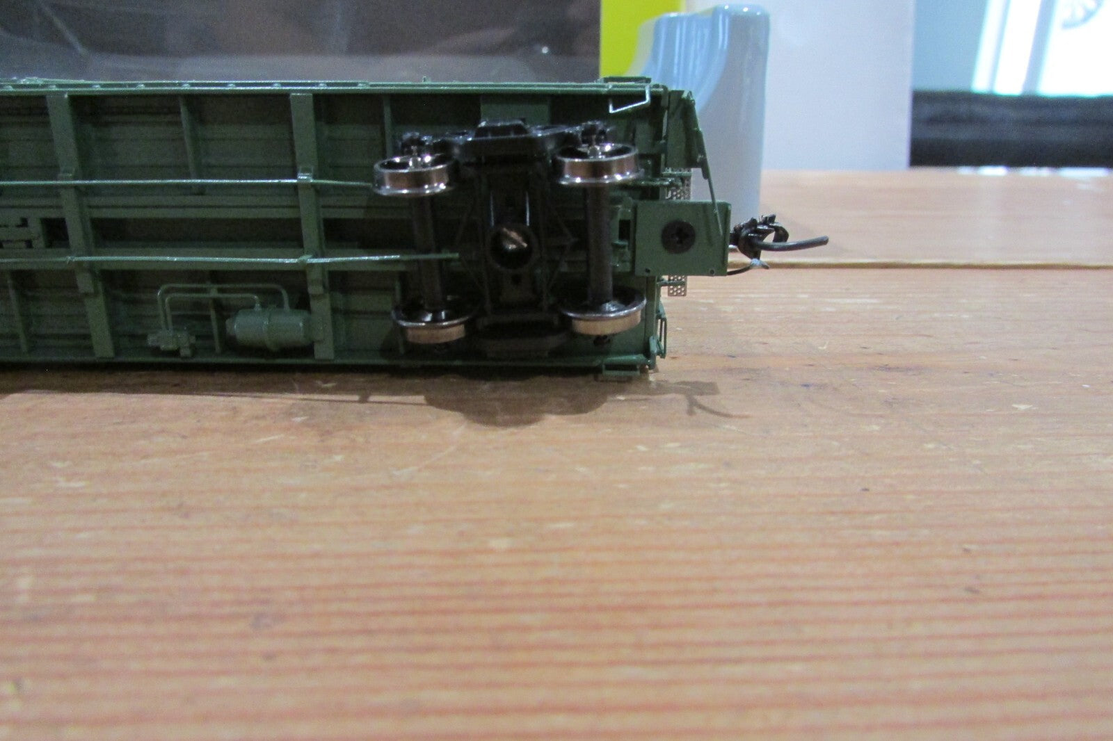 HO Scale Athearn G4307 50' P.C & F Box Car Smooth Side 10'-6" Plug Door ATH4608