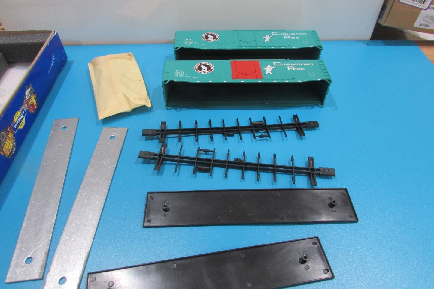 HO Scale Athearn 2317 50ft PD Box Cars Set Great Northern Lot#0668