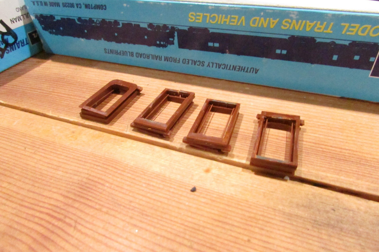 HO Scale Athearn (5)Southern Pacific Lines Passenger Cars Lot#3345