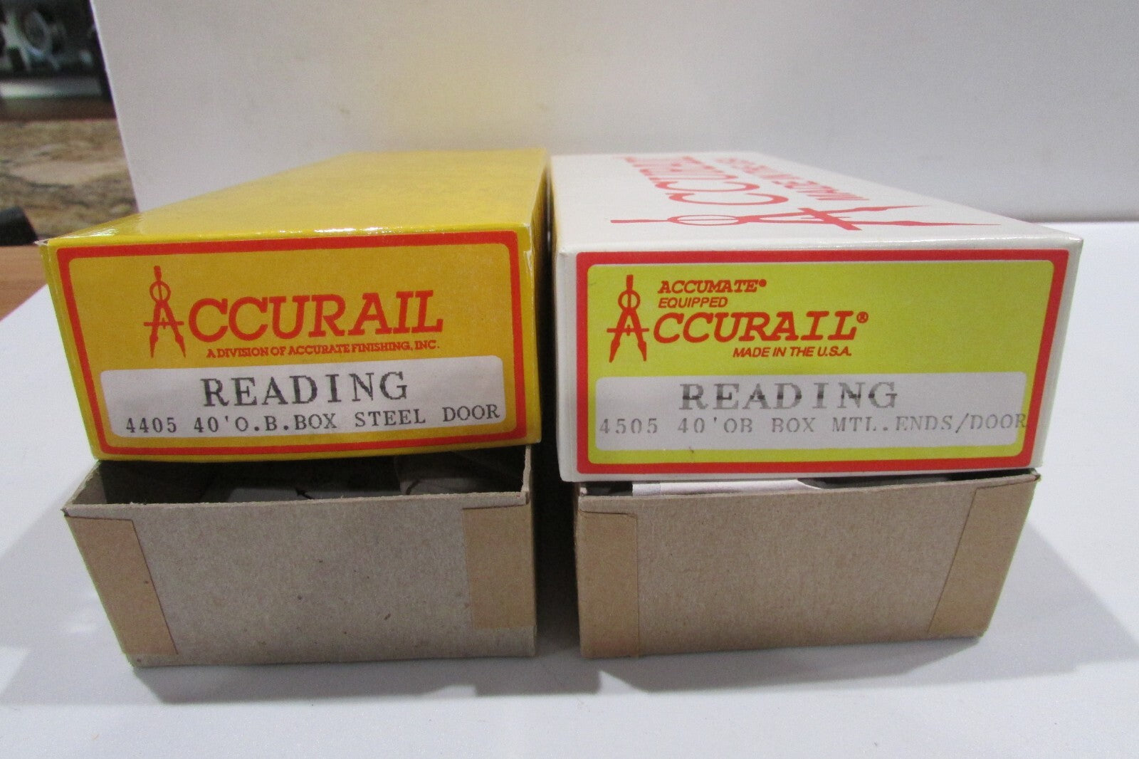 HO Scale Accurail 4405&4505 (2) 40' O.B Box Steel Cars READING