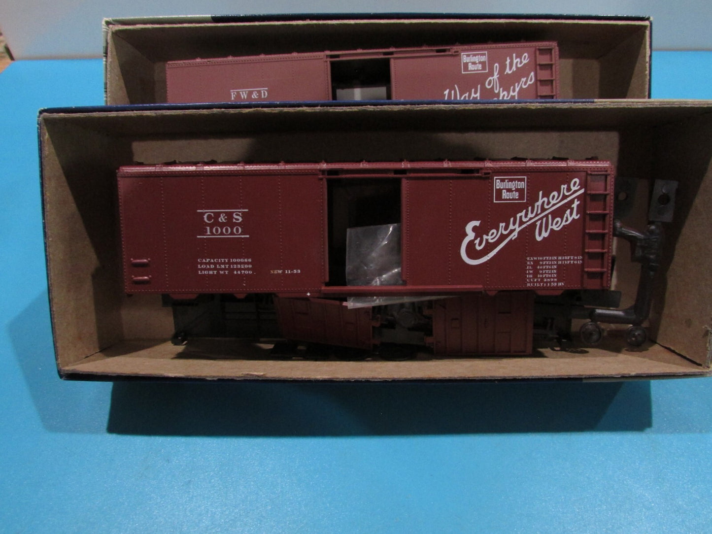 HO Scale Roundhouse (3) Burlington Route Assorted Cars  Lot#1583