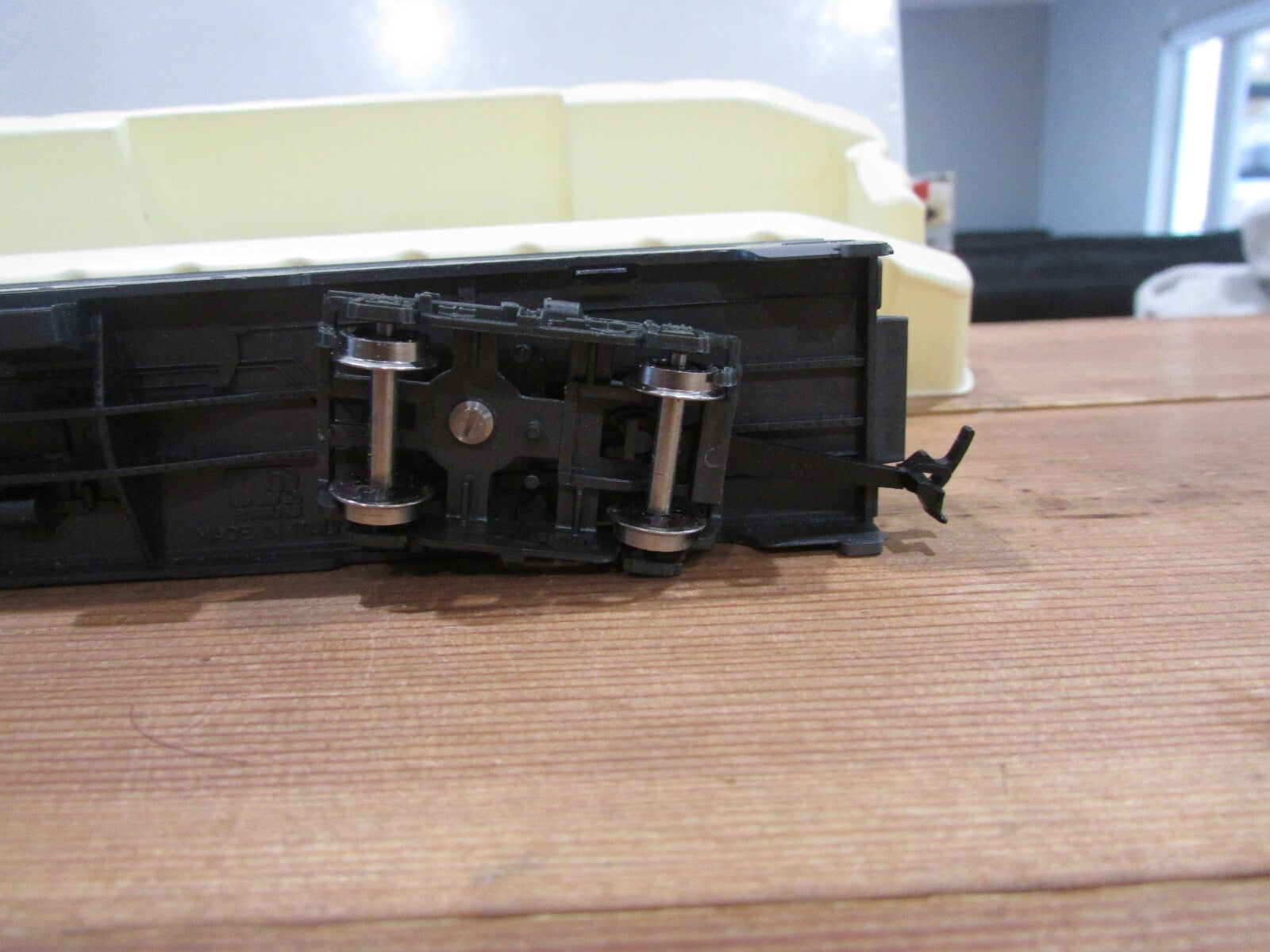 HO Scale AHM/Rivarossi UP Overland Passenger Car  Lot#3551