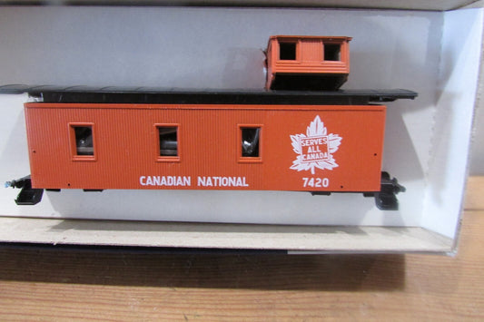 HO Scale Roundhouse 3447 Caboose Old Timer Canadian National  RH4316