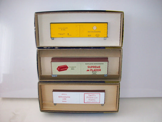 HO Scale Roundhouse Vintage (3) Assorted Freight Cars Kits Lot#4120