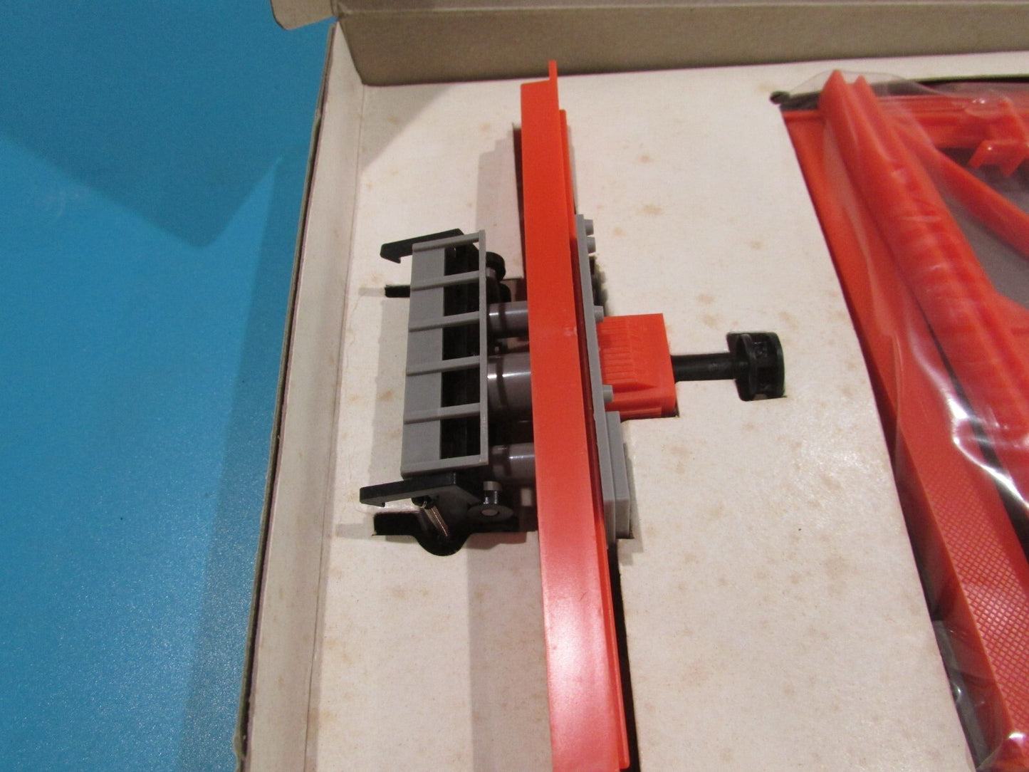 Ho Scale Vintage  Tyco Container Loader/Unloader 903-2 Kit Lot#1411
