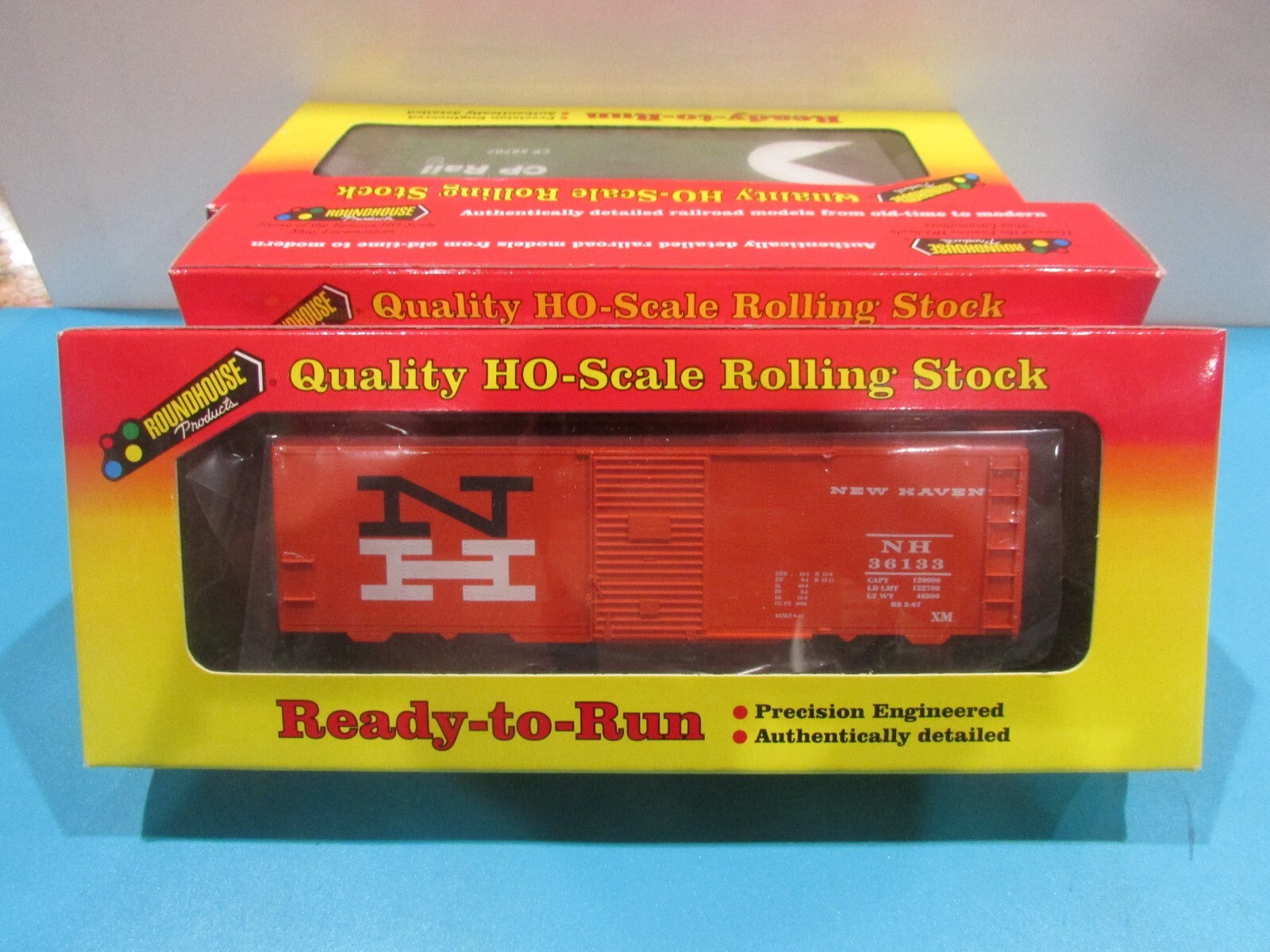 HO Scale Roundhouse (4) Assorted Freight Cars Lot#2385