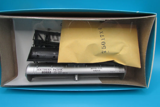 HO Scale Athearn 1578 40ft S/D Tank Car Kit Southern Pacific Diesel  Lot#4507