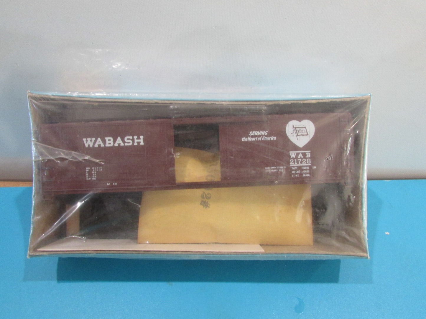 HO Scale Athearn/Rail Runner Custom 179 Wabash 50' Single Door BoxCar