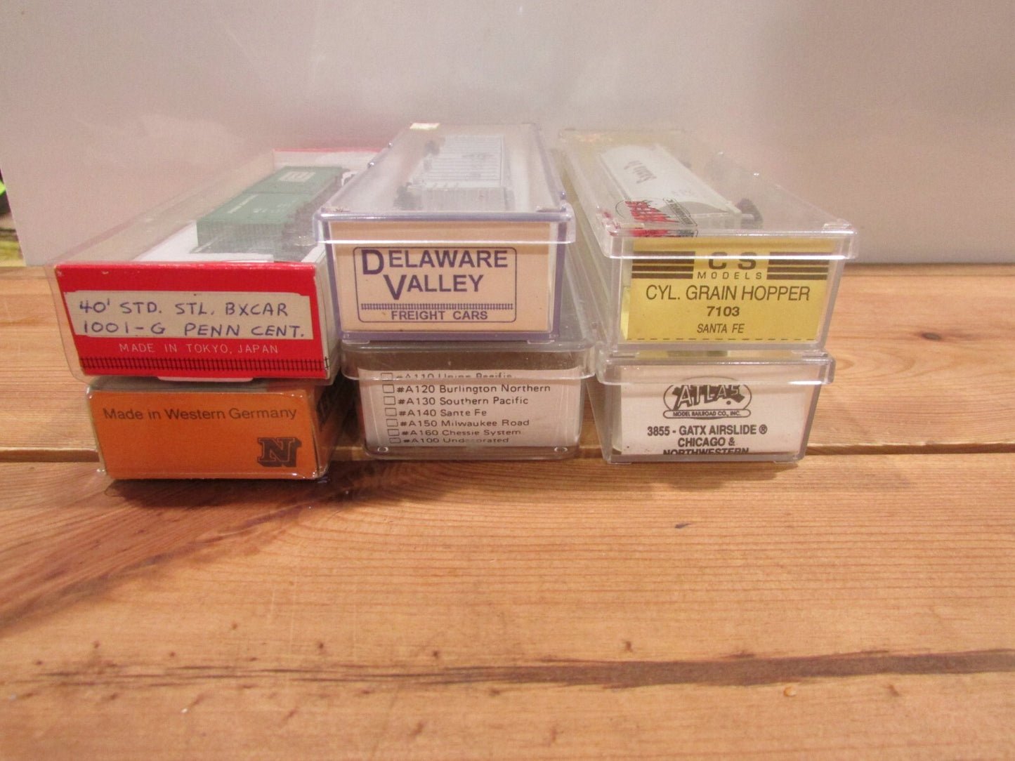 N Scale (6)Con-Cor ,Atlas Assorted Freight Cars Lot#1698