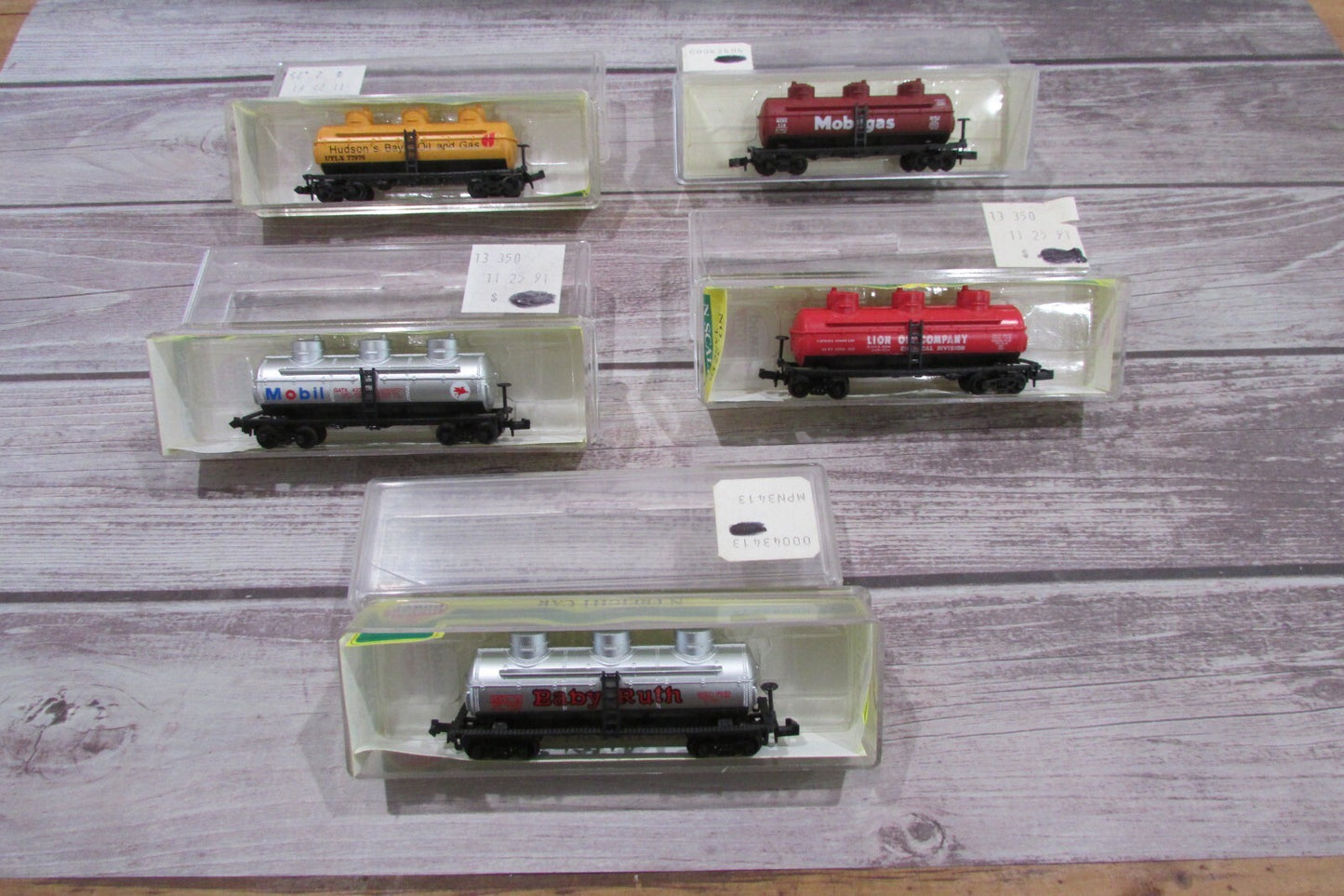 N Scale Model Power (5) Assorted Tank Cars   Lot#3073