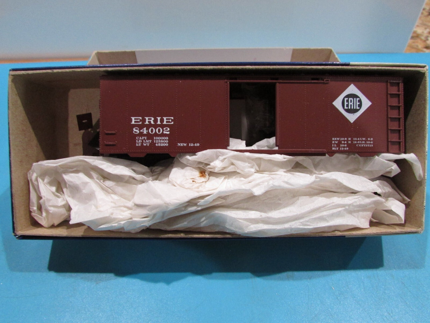 HO Scale Athearn & Roundhouse Assorted Boxcars Kits ERIE Lot#1592