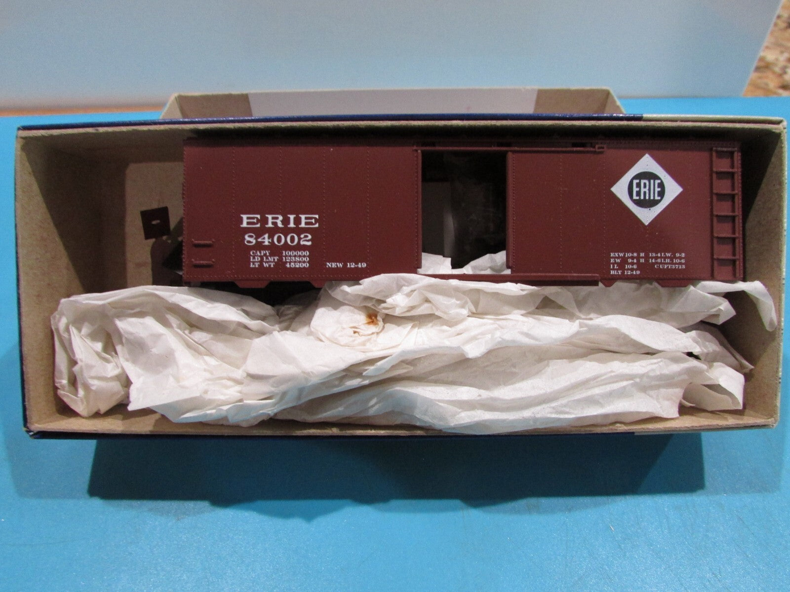 HO Scale Athearn & Roundhouse Assorted Boxcars Kits ERIE Lot#1592