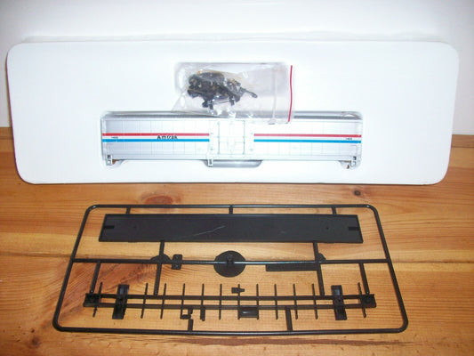 HO Scale Con-Cor 60ft MHC BoxCar Kit " Amtrak " Kit Car#1432 Lot#3863