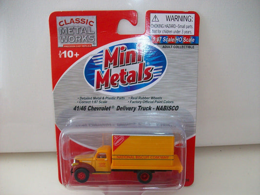 Ho Scale CMW 30299 41-46 Chevy  Delivery Truck Nabisco