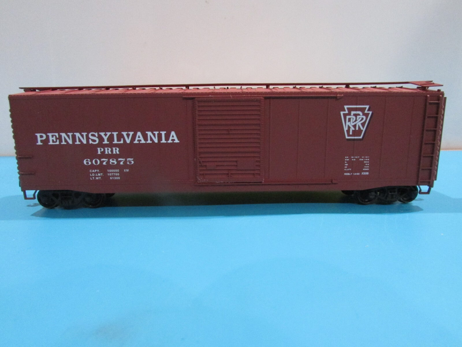HO Scale Accurai 5006 50' AAR Steel Boxcar Pennsylvania RR RTR