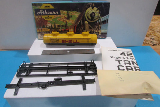 HO Scale Athearn 1500 SHELL Oil  Three Dome Tank Car Kit