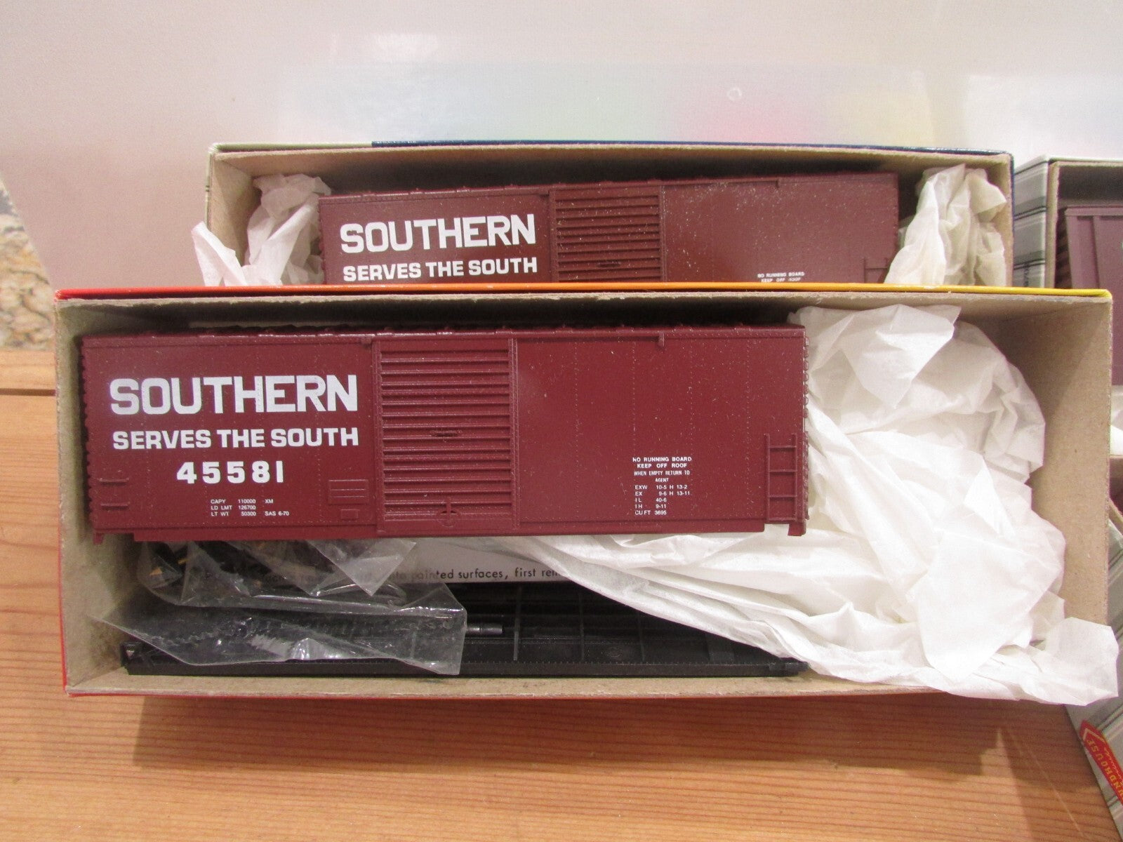 HO Scale Roundhouse (4) Assorted Cars Kits SOUTHERN Lot#1913