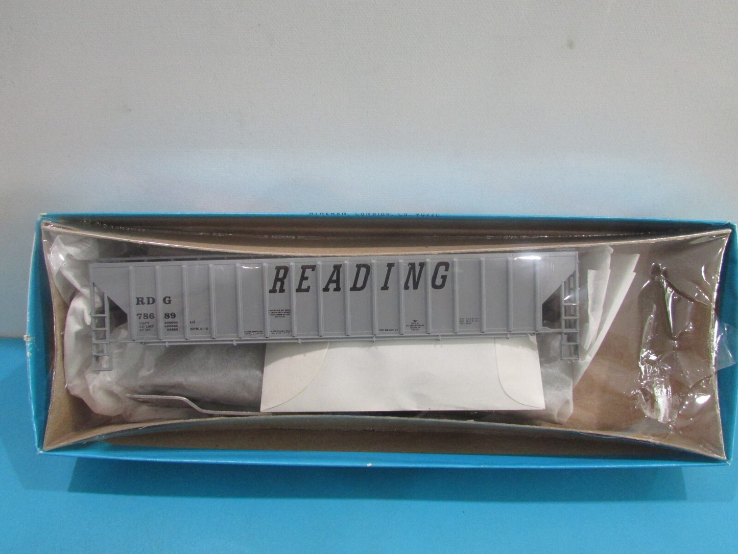 HO Scale Athearn 1989 Reading 54' Rib Side Hopper Car Kit Lot#2111