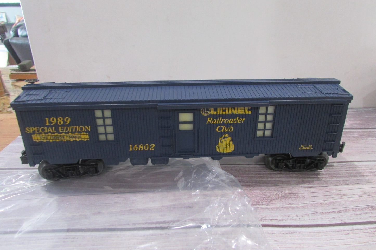 O Gauge  Lionel 6-16802 1989 Railroad Club(Blue) Tool Car