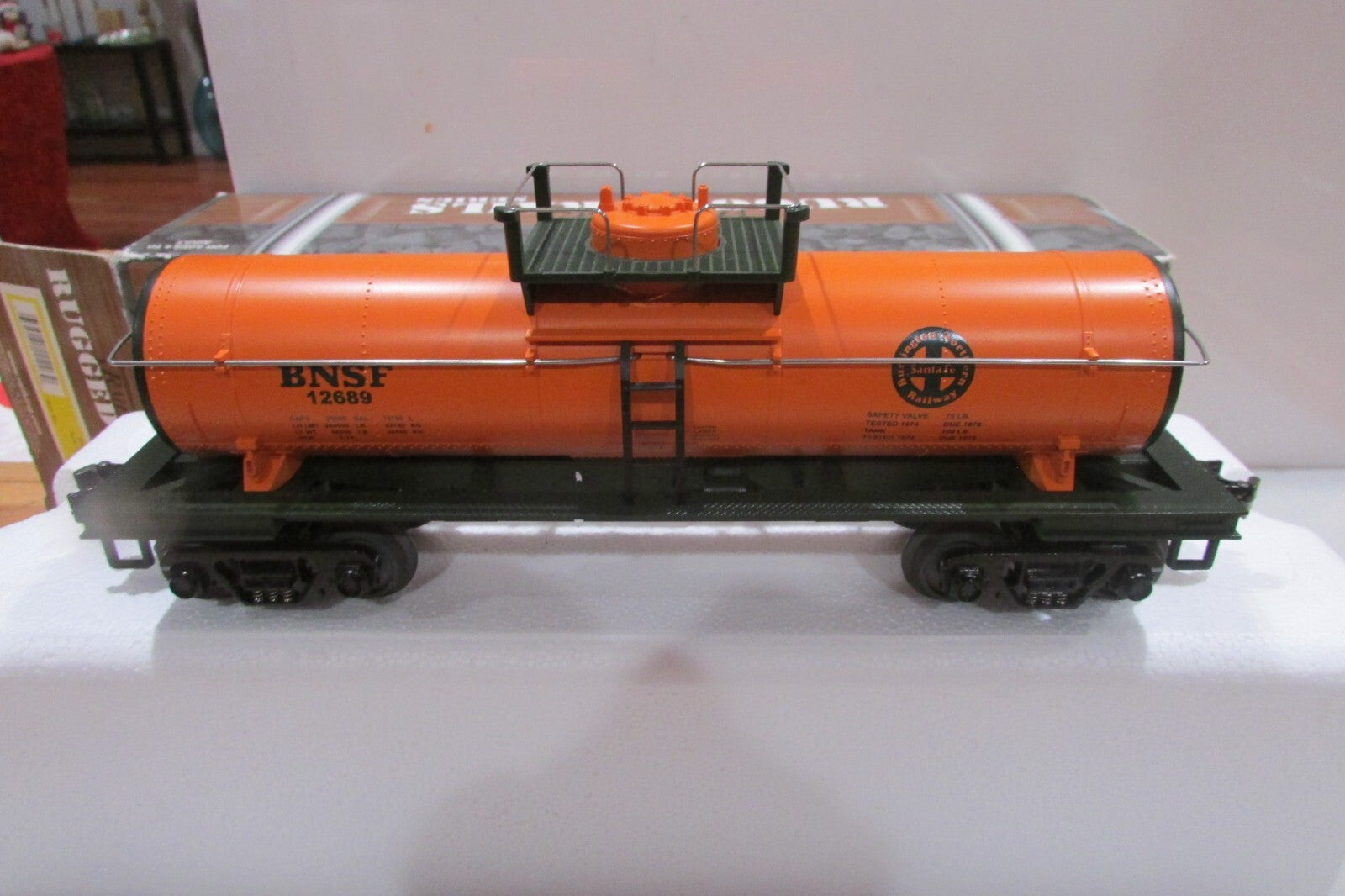 O SCALE MTH 33-7304 Burlington Northern Santa Fe Tank Car  Lot#0529